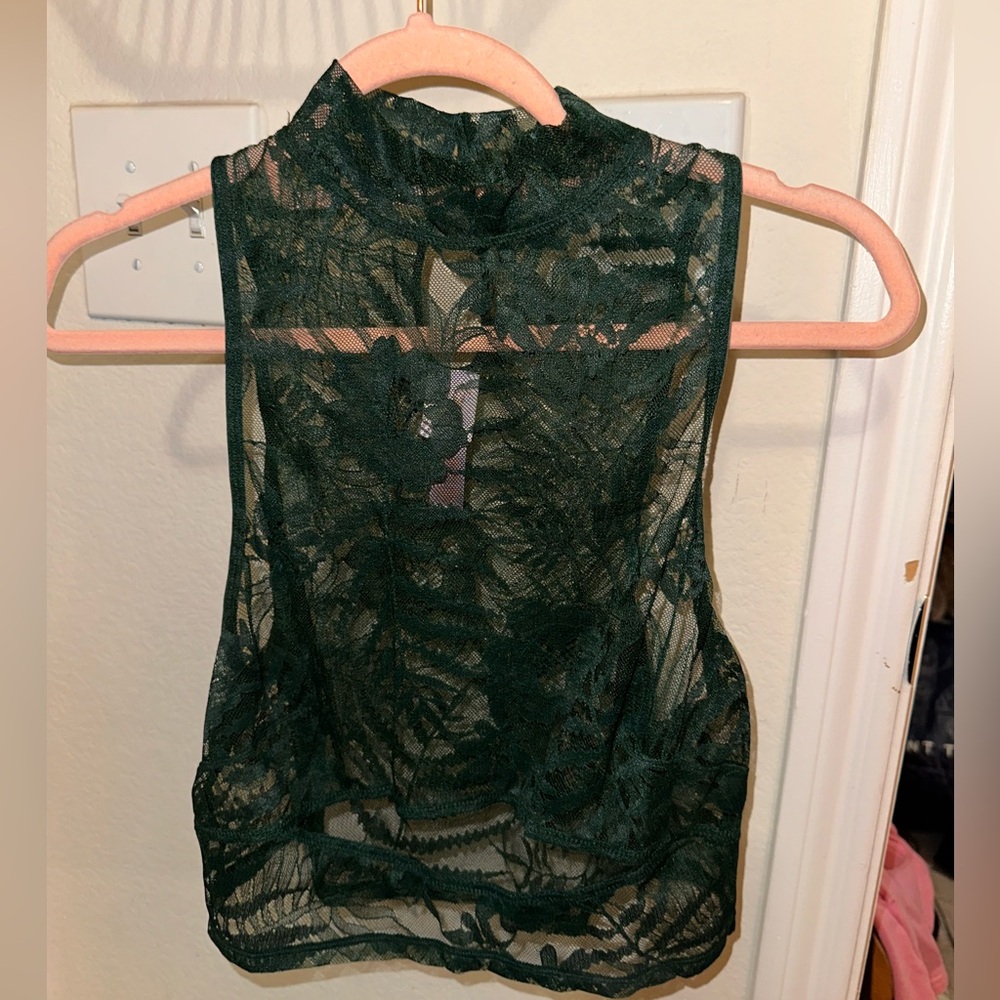 Fenty Savage Size 1X Green Lace Crop Top